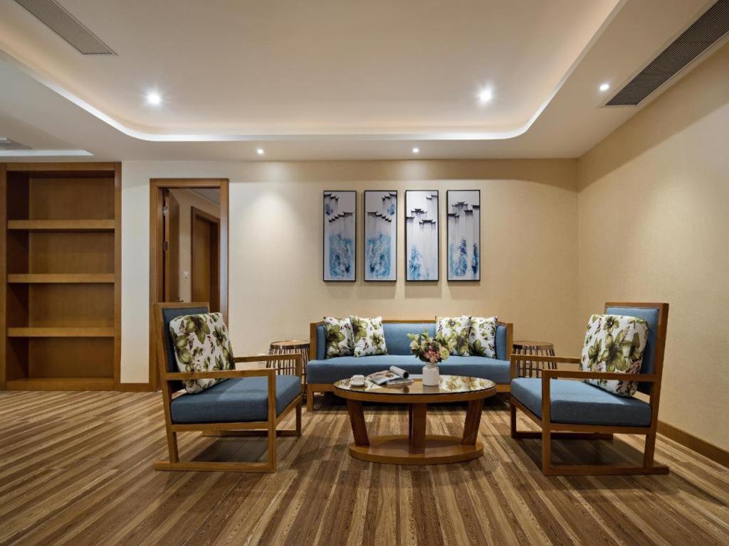Cheermore Recreation Hotel Guangzhou Zhimao Yuan Ecological Spa Leisure Hotel Exterior photo