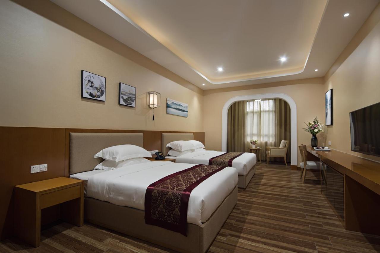 Cheermore Recreation Hotel Guangzhou Zhimao Yuan Ecological Spa Leisure Hotel Exterior photo
